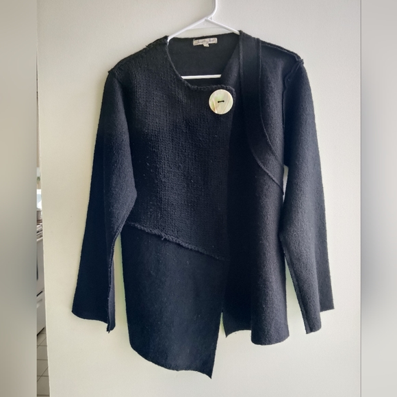 Wool coat - Picture 1 of 7